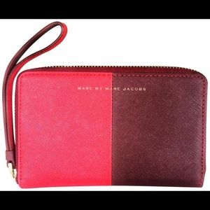 Marc by Marc Jacobs Sophisticato Halfsie wristlet